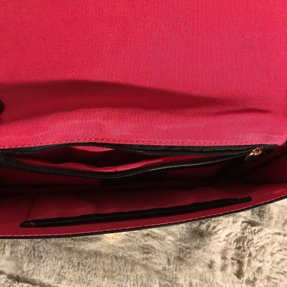 𝅺: : THE LIMIED Black Studded Clutch Wristlet : : - Picture 5 of 12